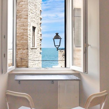Dimora Nel Palazzo Ducale With Private Parking Leilighet Giovinazzo Eksteriør bilde