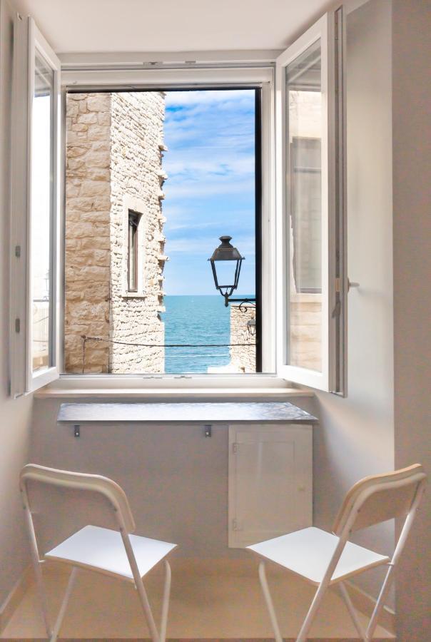 Dimora Nel Palazzo Ducale With Private Parking Leilighet Giovinazzo Eksteriør bilde
